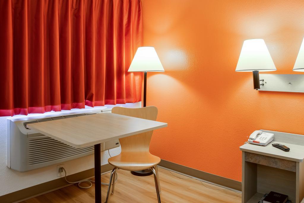 Motel 6-Kelso, Wa - Mt. St. Helens Extérieur photo