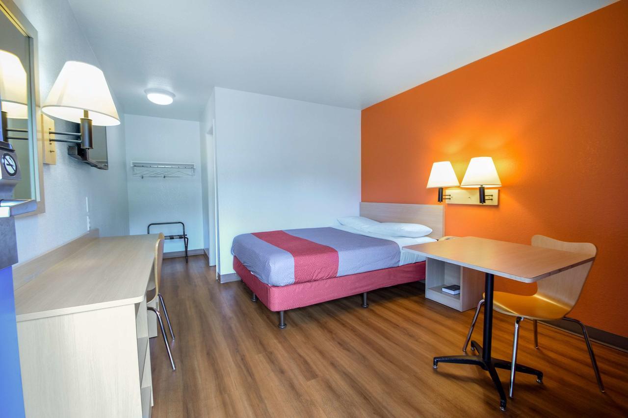 Motel 6-Kelso, Wa - Mt. St. Helens Extérieur photo