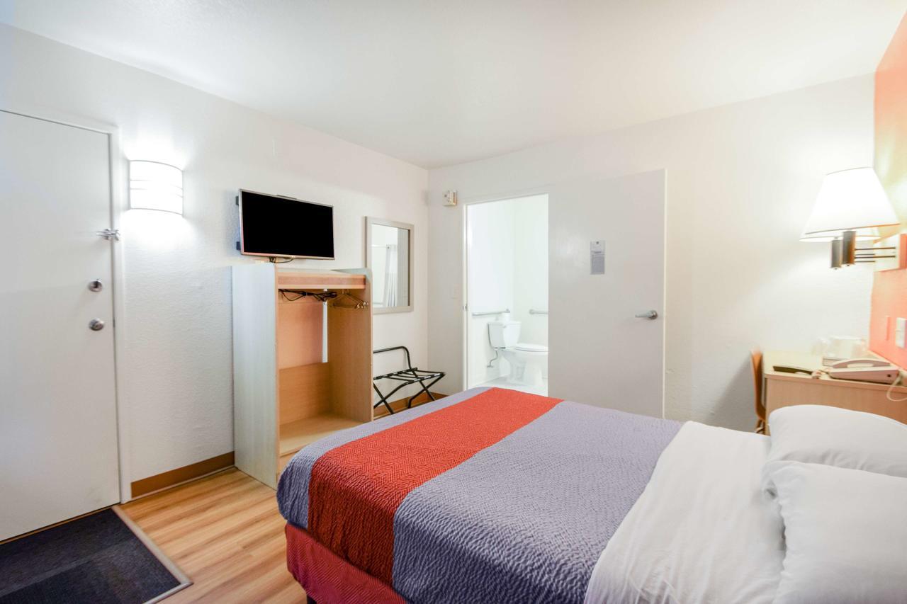 Motel 6-Kelso, Wa - Mt. St. Helens Extérieur photo
