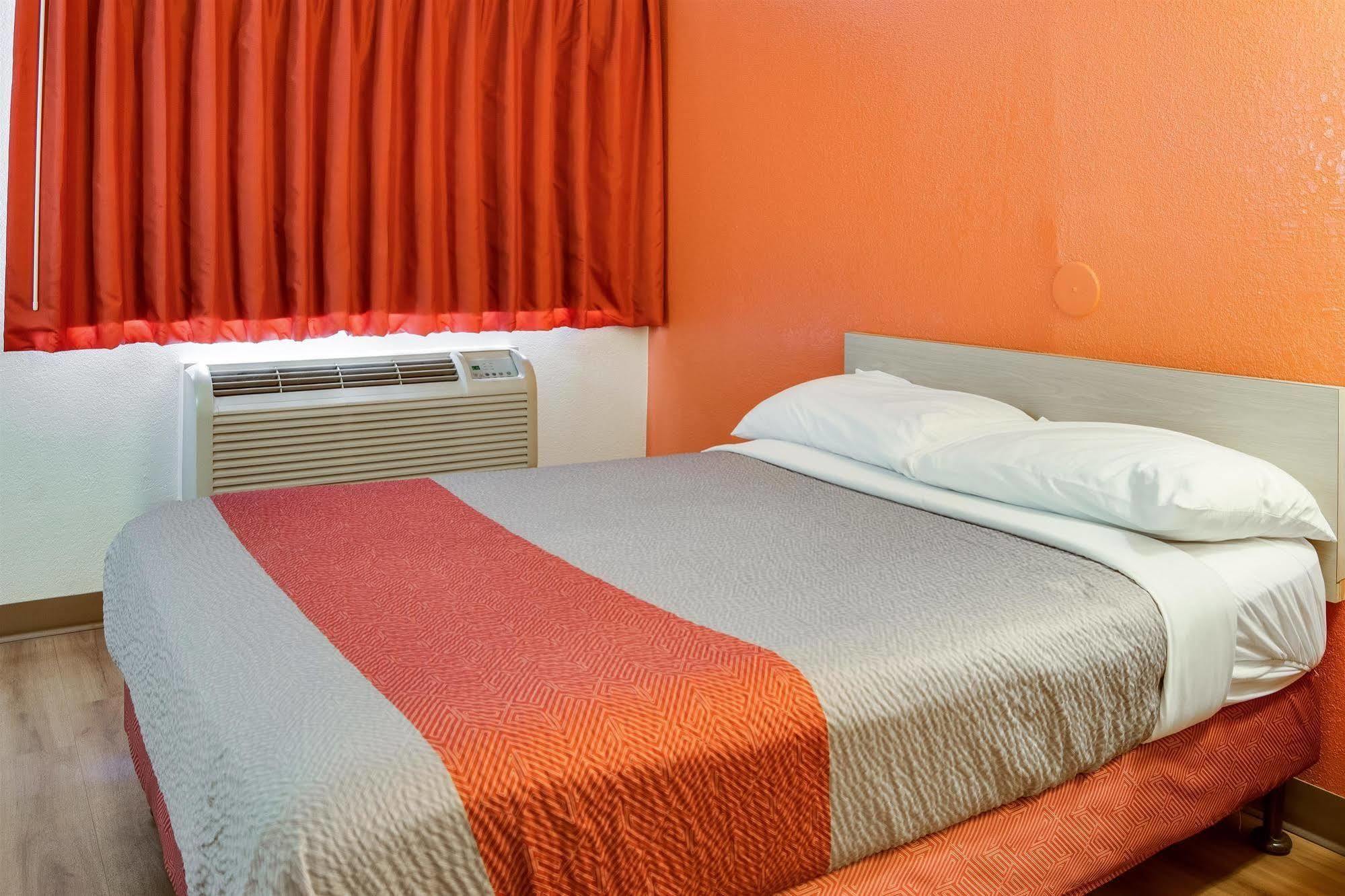 Motel 6-Kelso, Wa - Mt. St. Helens Extérieur photo
