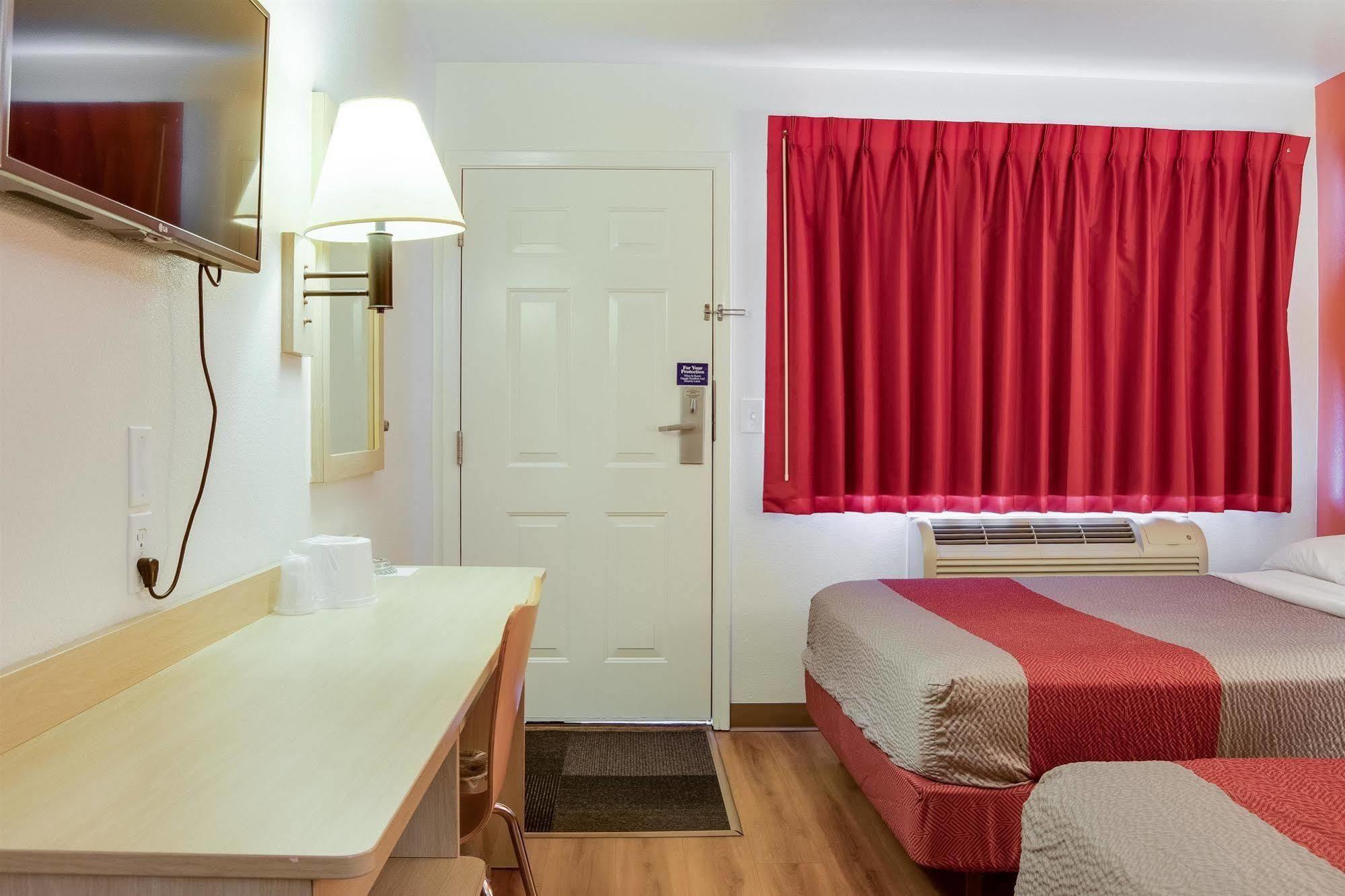 Motel 6-Kelso, Wa - Mt. St. Helens Extérieur photo